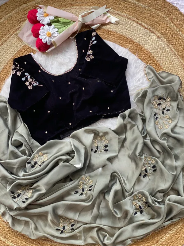 Grey_Shaded_Katdana_and_Beads_Hand-Embroidered_Saree
