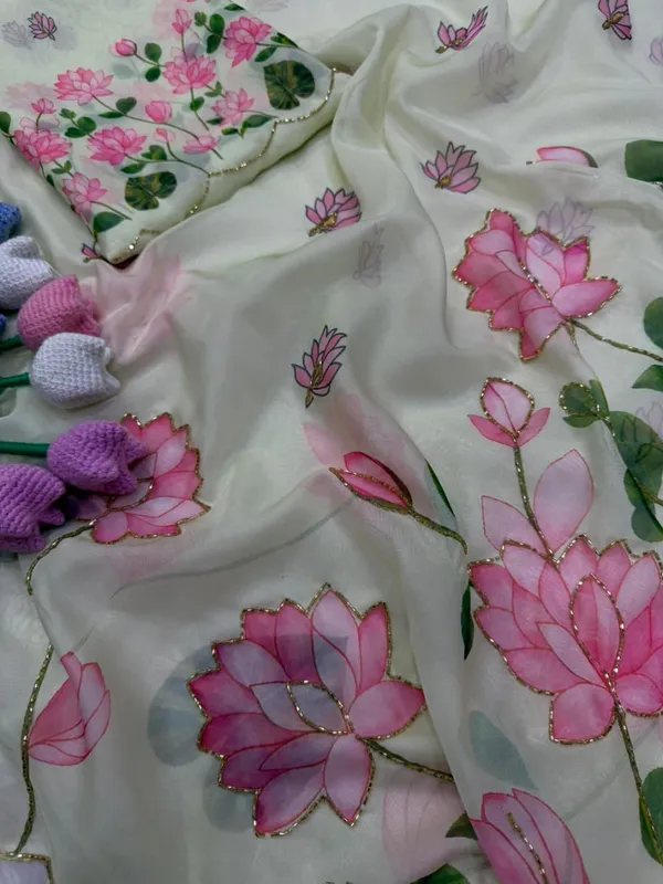 White_Floral_Embroidered_Saree