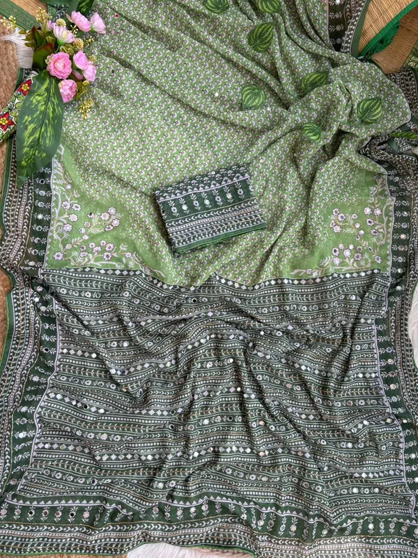 Green_Printed_Hand_and_Mirror_Work_Saree