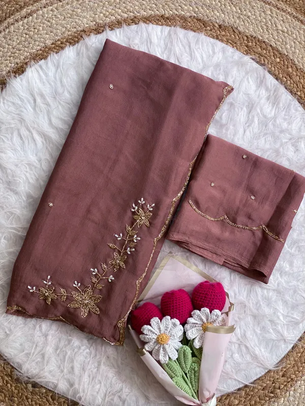 Onion_Pink_Chocolate_Silk_Handwork_Saree