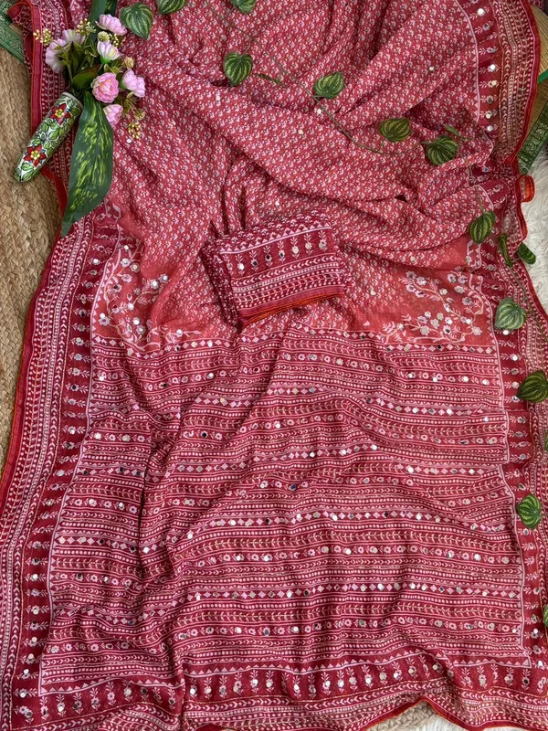 Maroon_Printed_Hand_and_Mirror_Work_Saree
