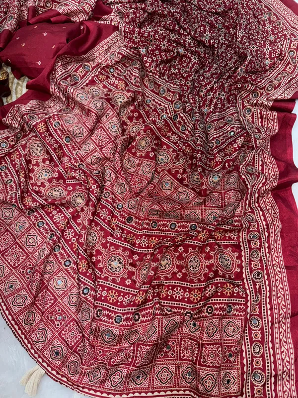 Maroon_Ajarakh_Print_Mirror_Embroidered_Saree