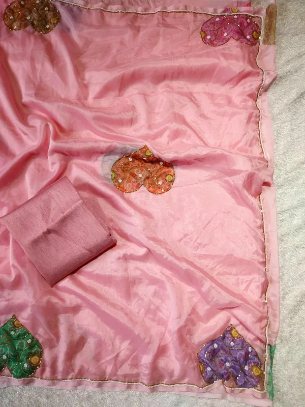 Pink_Heart_Print_Hand-Embroidered_Saree
