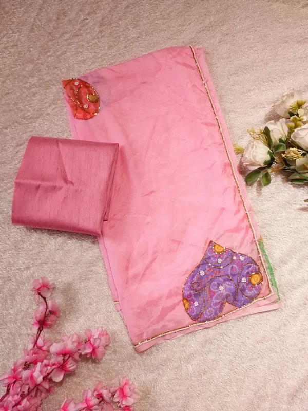 Pink_Heart_Print_Hand-Embroidered_Saree