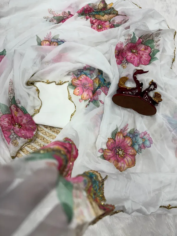 White_Sparrow_Hand-Embroidered_Saree