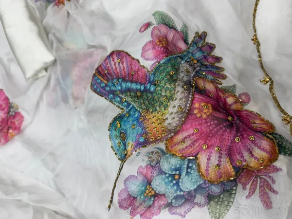 White_Sparrow_Hand-Embroidered_Saree