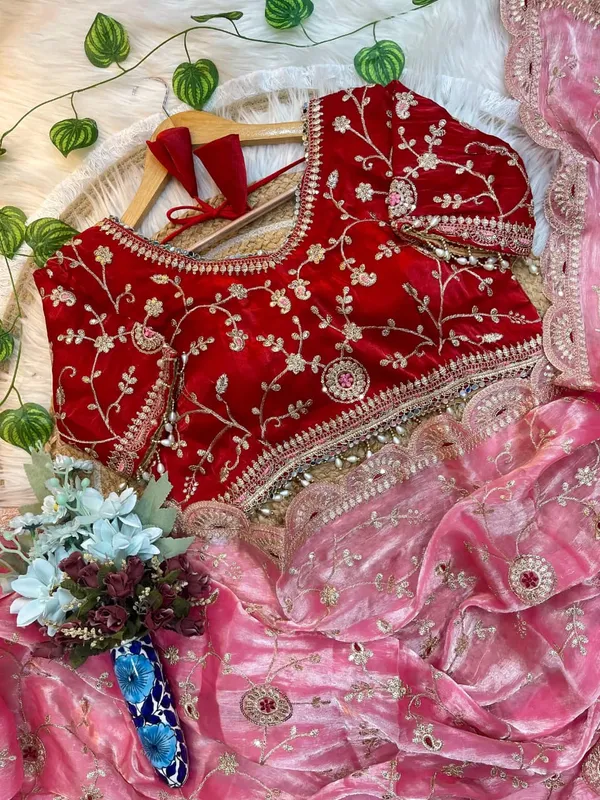 Pink_Space_Silk_Embroidered_Saree