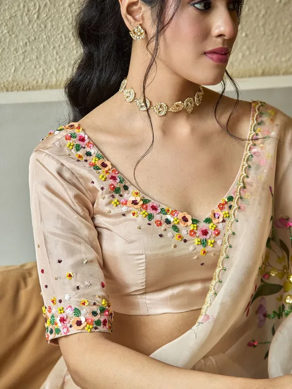 Beige_Floral_Hand-Embroidered_Saree