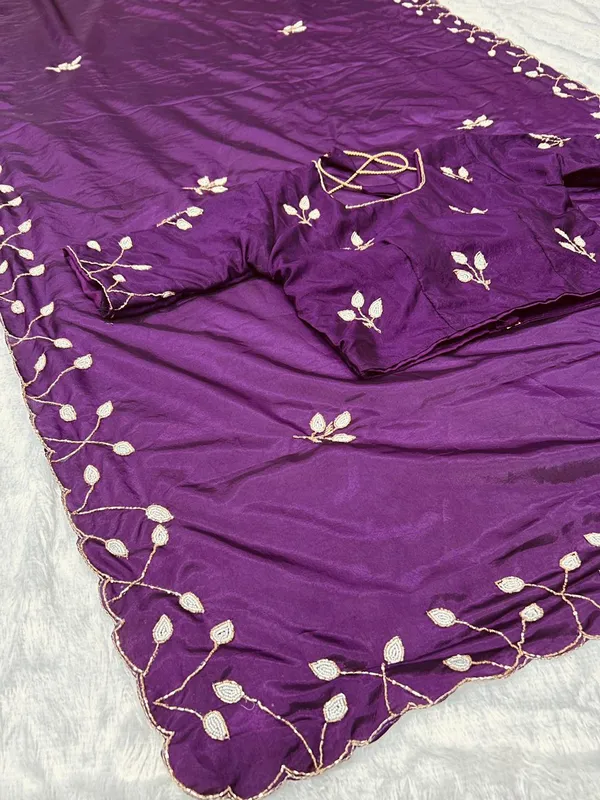 Wine_Beads_Leaf_Handwork_Designed_Saree