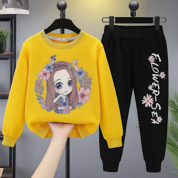 Butterfly_Printed_Black_T-shirt_and_Peach_Color_Joggeres_Set_for_Girls