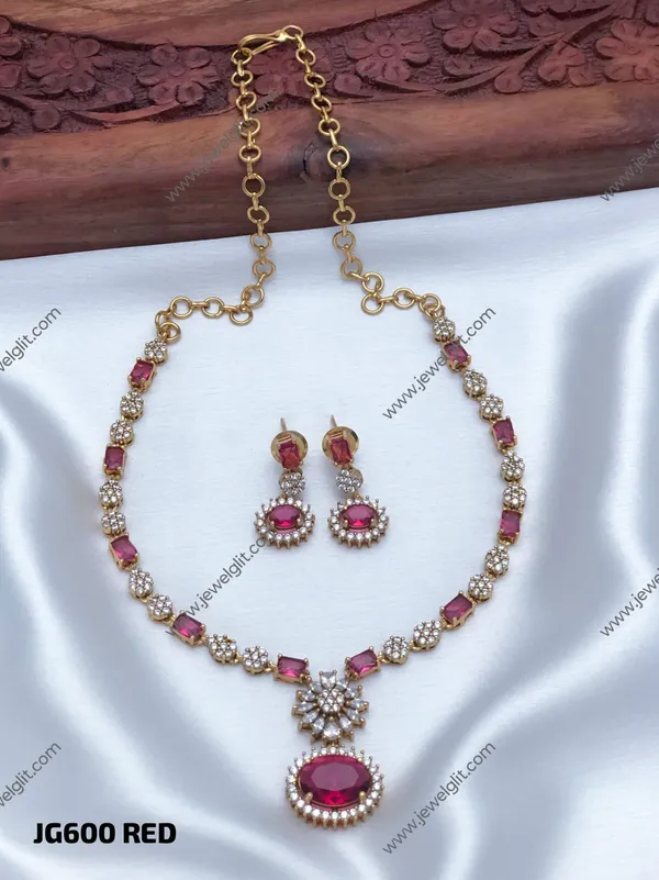 Antique_Gold-Tone_Red_Stone_Heritage_Jewelry_Set