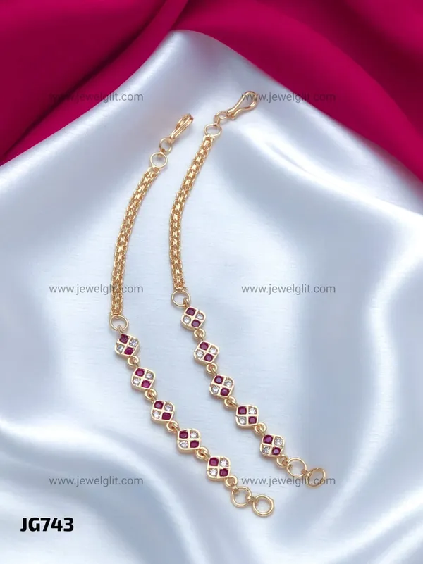 ELEGANT_GOLD_PLATED_DESIGNER_EAR_CHAIN_WITH_AD_STONES