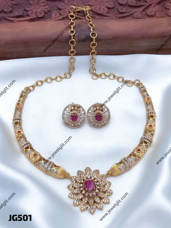 EVERGLOW_AD_STONE_NECKLACE_WITH_EARRING