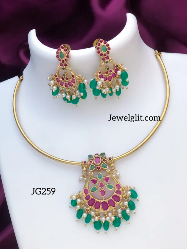 Elegent_AD_Stone_Green_Beads_Necklace_With_Earring.