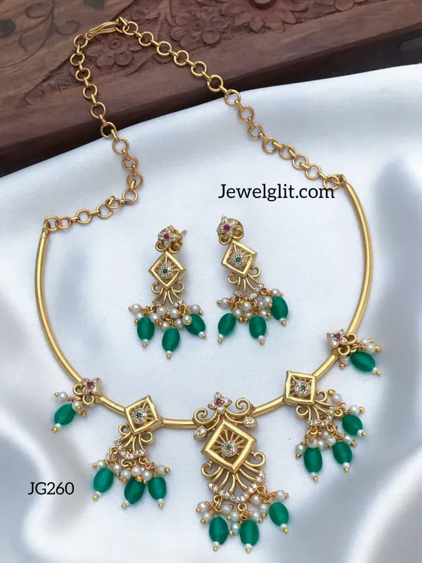 Elegent_AD_Stone_Green_Beads_Necklace_With_Earring.