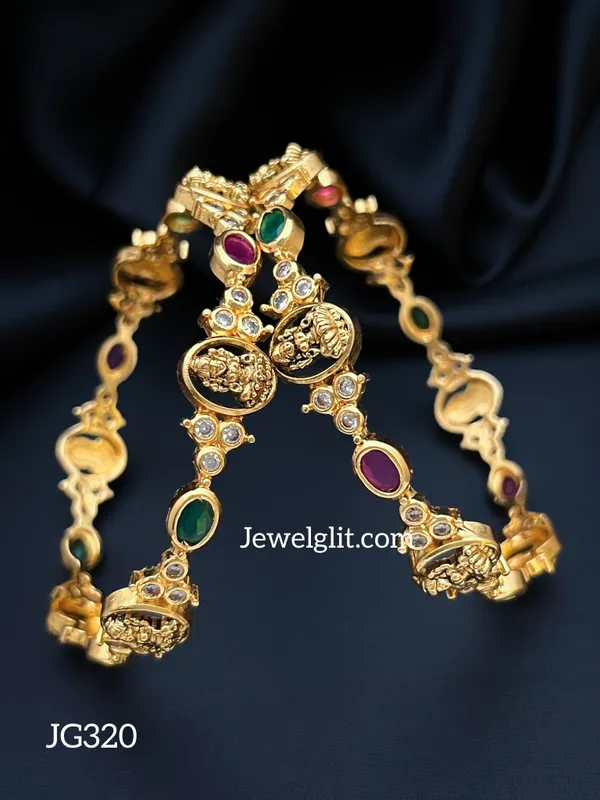 Elegent_AD_Stone_Lakshmi_Bangle