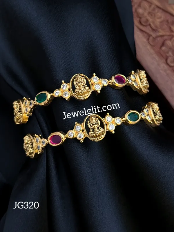 Elegent_AD_Stone_Lakshmi_Bangle