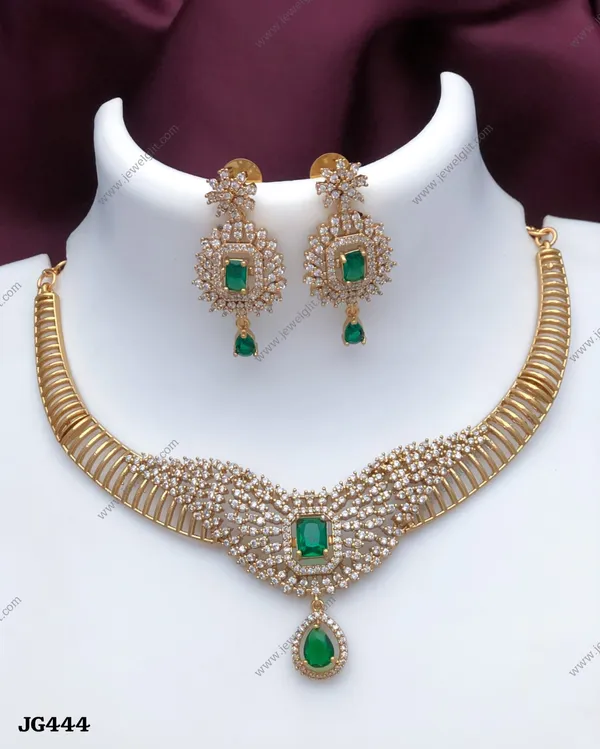 Elegent_AD_Stone_Necklace