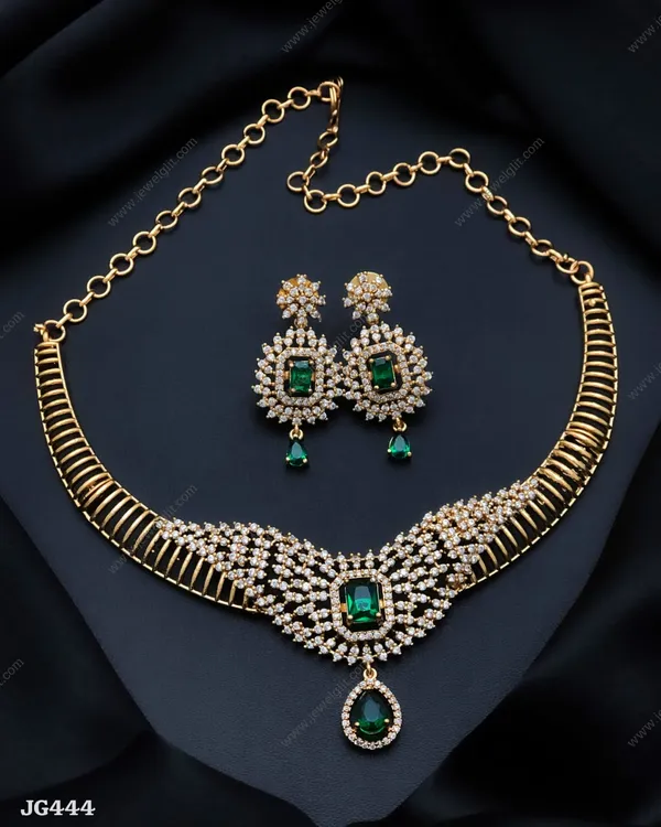 Elegent_AD_Stone_Necklace