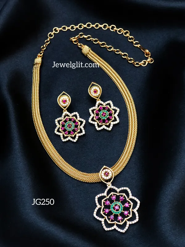 Elegent_AD_Stone_Necklace_With_Earring.