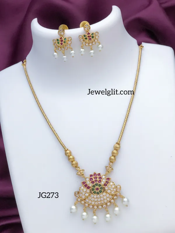 Elegent_AD_Stone_Necklace_With_Earring.