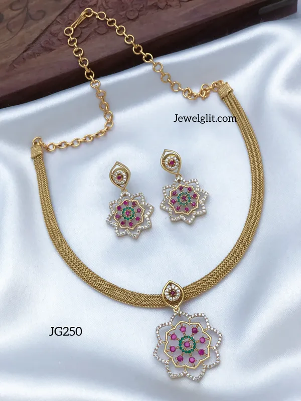 Elegent_AD_Stone_Necklace_With_Earring.