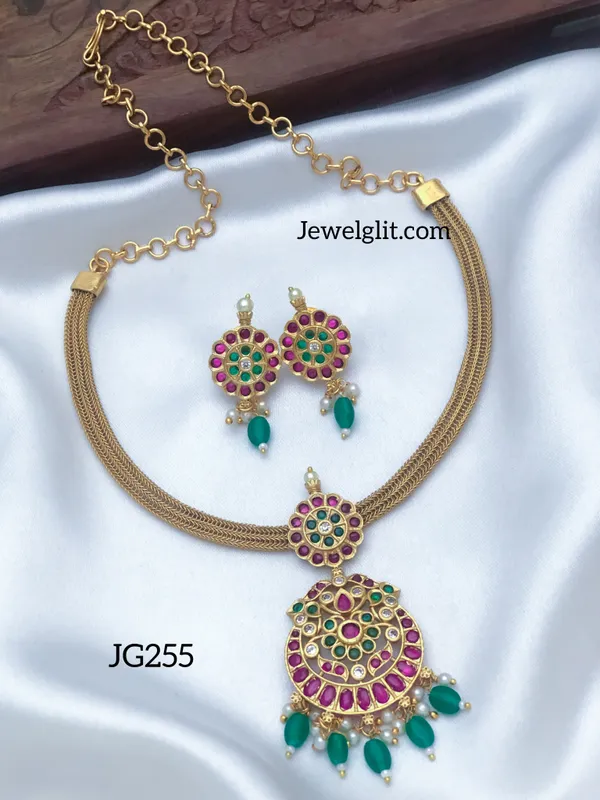 Elegent_AD_Stone_Necklace_With_Earring.