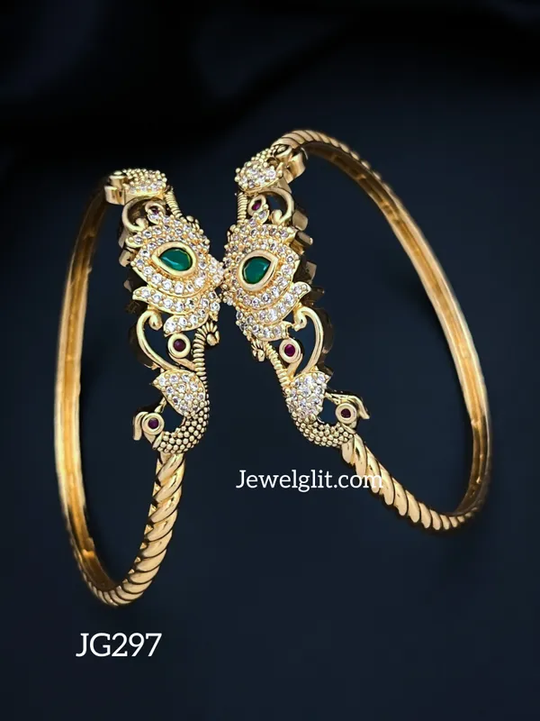 Elegent_AD_Stone_lotus_Peacock_Bangle