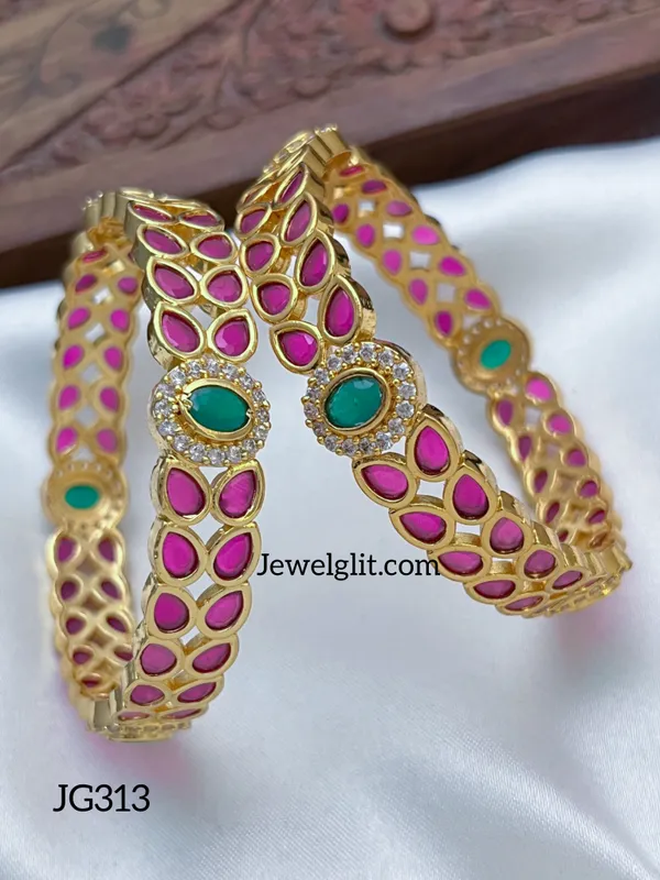 Elegent_AD_Stone_Traditional_Bangle
