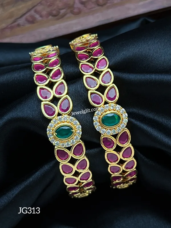 Elegent_AD_Stone_Traditional_Bangle