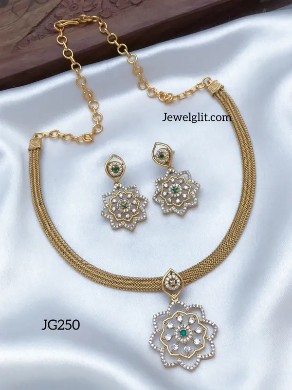 Elegent_AD_Stone_necklace_With_Earring.