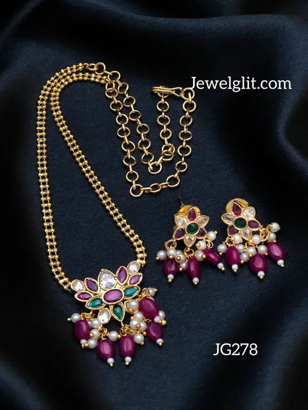 Elegent_Kemp_Stone_Pink_Beads_Choker_With_Earring.