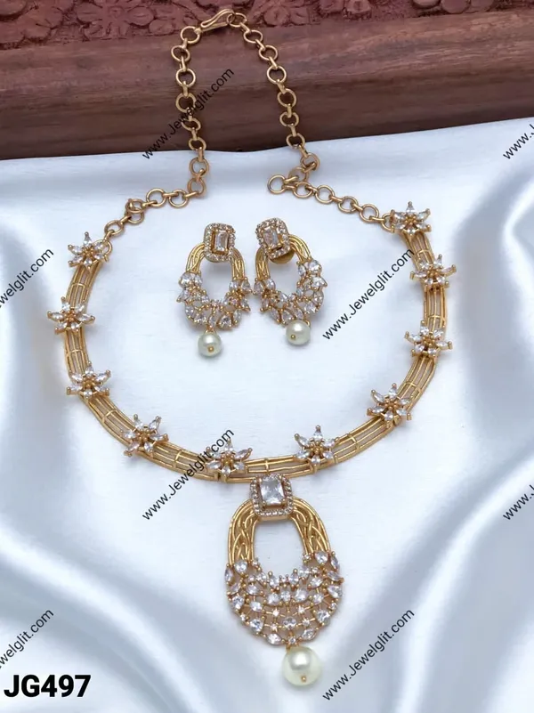 FLORAL_MATTLE_FINISH_AD_STONE_NECKLACE_AND_EARRING