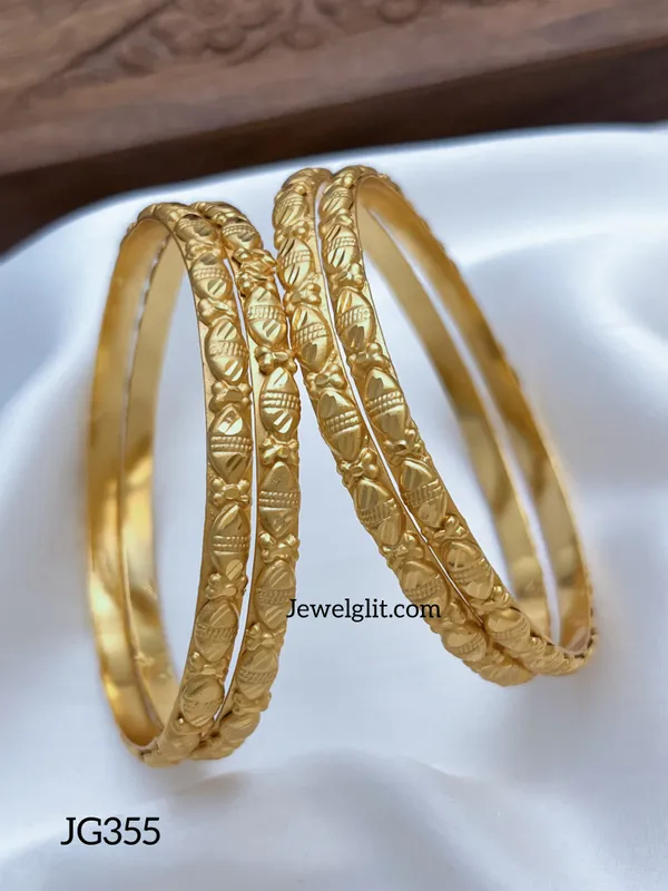 Forming_GoldLook_Bangle