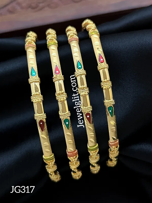 Forming_Look_Enamel_Bangle