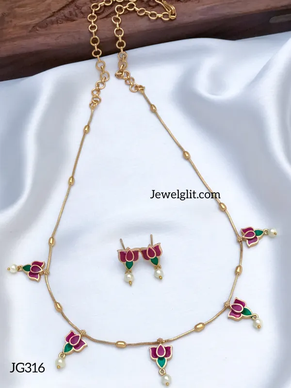 Green_And_Pink_Kemp_Stone_Necklace