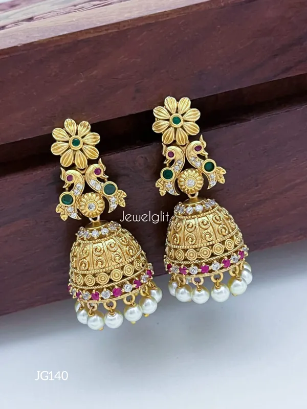 Matte_Traditional_Peacock_Beads_Jhumka