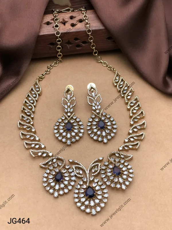 IMITATION_AD_STONE_SPARKLING_NECKLACE