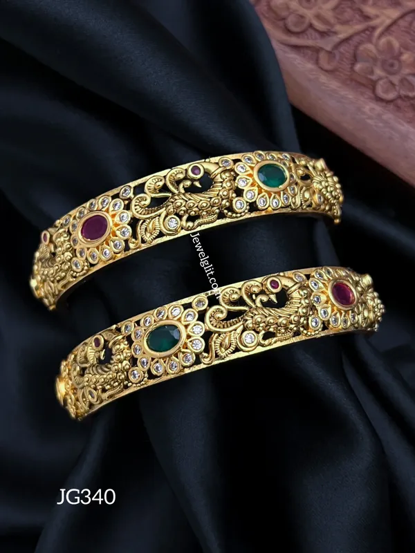 Imitation_AD_Stone_Peacock_Bangle