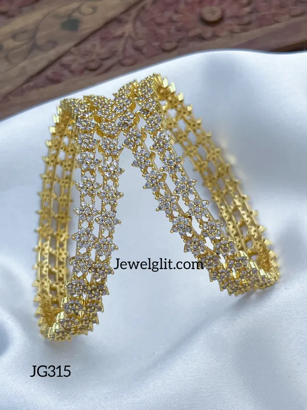 Imitation_AD_White_Stone_Bangle.