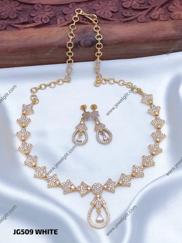 MICROPLATED_ELEGANCE_AD_STONE_NECKLACE_WITH_EARRING
