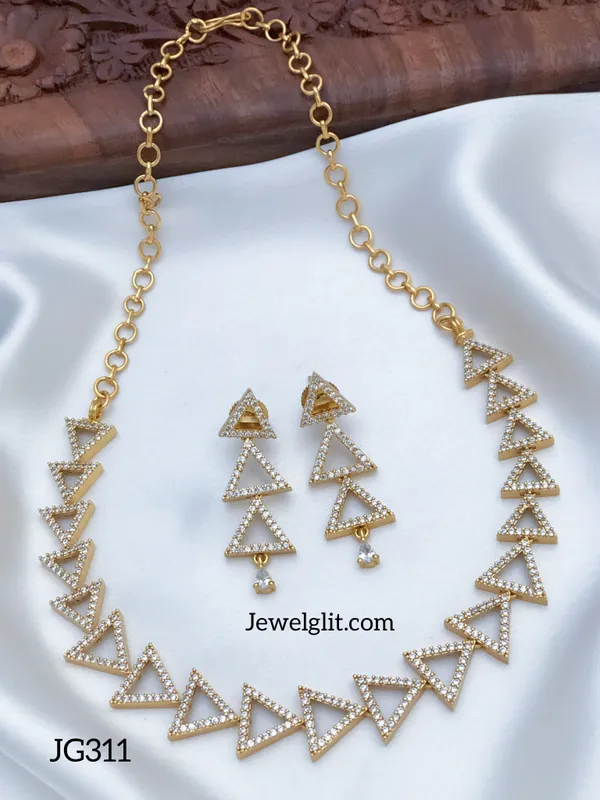 Pretty_AD_Stone_Necklace_With_Earring