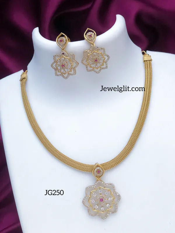 Pretty_AD_Stone_Necklace_With_Earring.