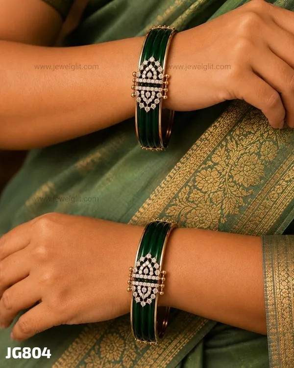 Pretty_Openable_CZ_Frame_Bangle_With_12_in_1_Interchangeable_Color_Bangles