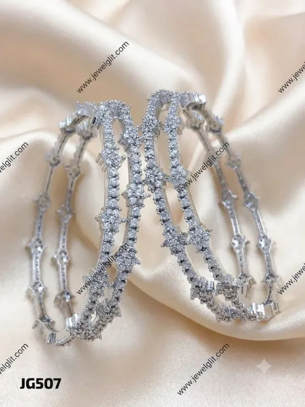 AD_STONE_SILVER_GLOW_BANGLES