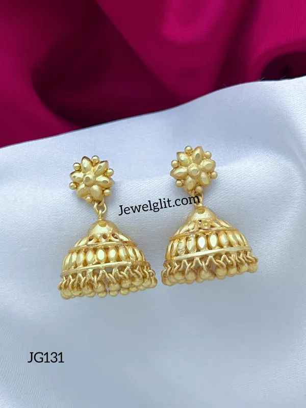 Traditional_One_Gram_Gold_plated_Forming_Polish_Jhumka.
