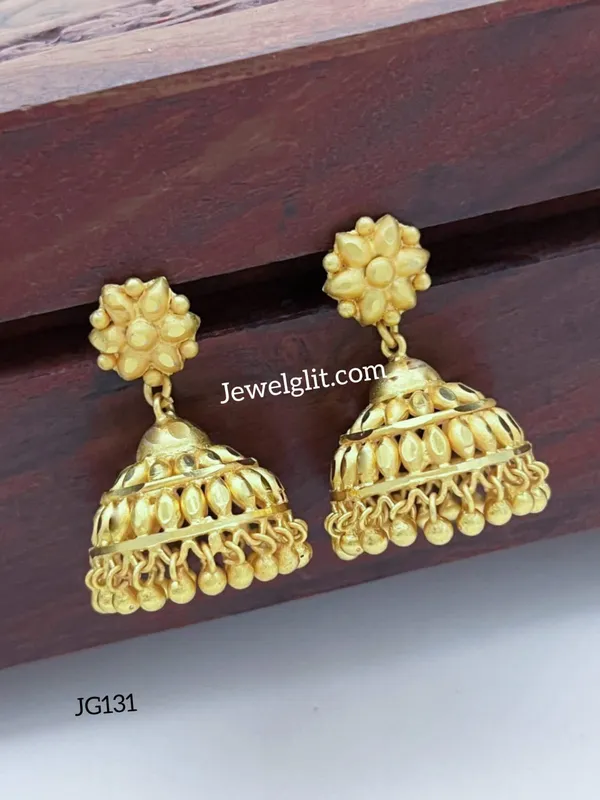 Traditional_One_Gram_Gold_plated_Forming_Polish_Jhumka.