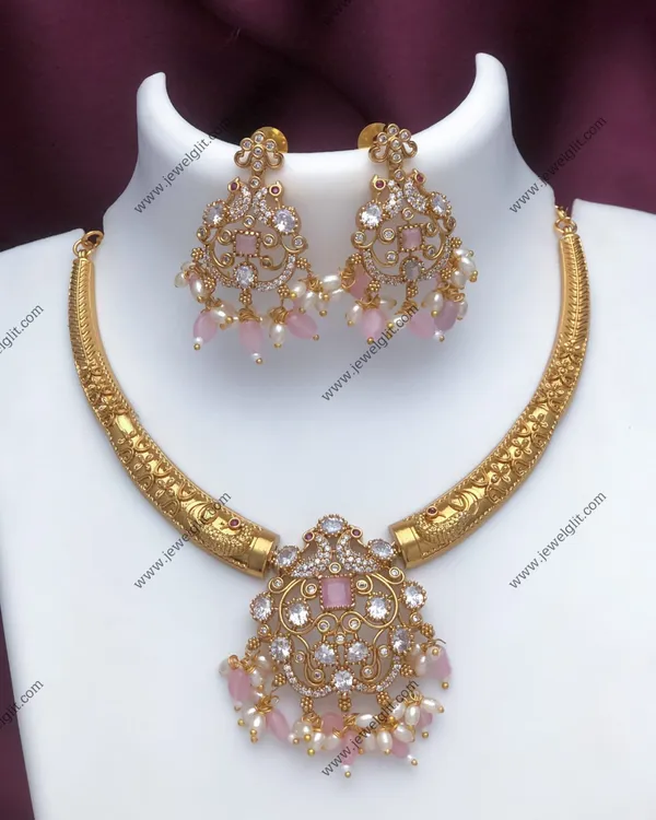 Sparkling_AD_Stone_Necklace_With_Earring