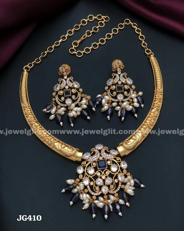Sparkling_AD_Stone_Necklace_With_Earring