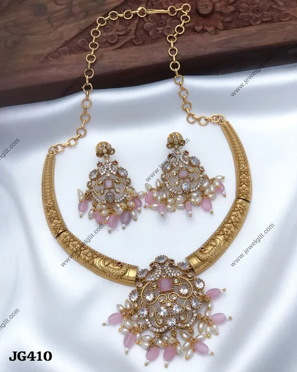 Sparkling_AD_Stone_Necklace_With_Earring